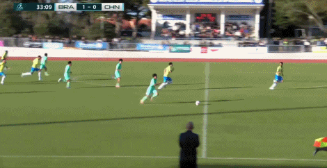 加油！U16国足0-1小负巴西低息股票配资，中国队中场吊射险些进神仙球 国少遗憾两连败