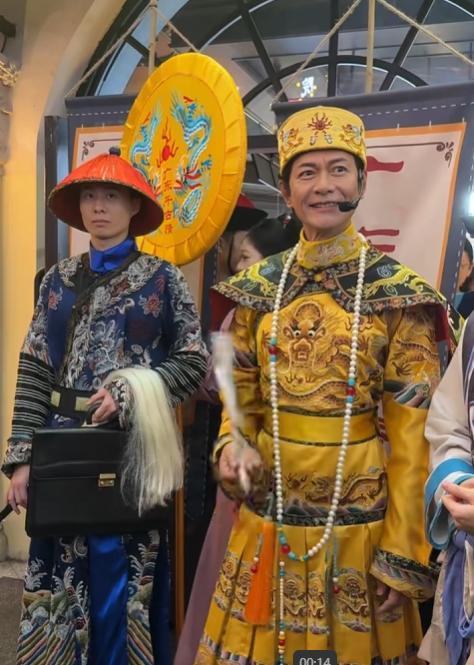 多地景区现香港老牌明星“再就业” 掀起回忆杀风潮