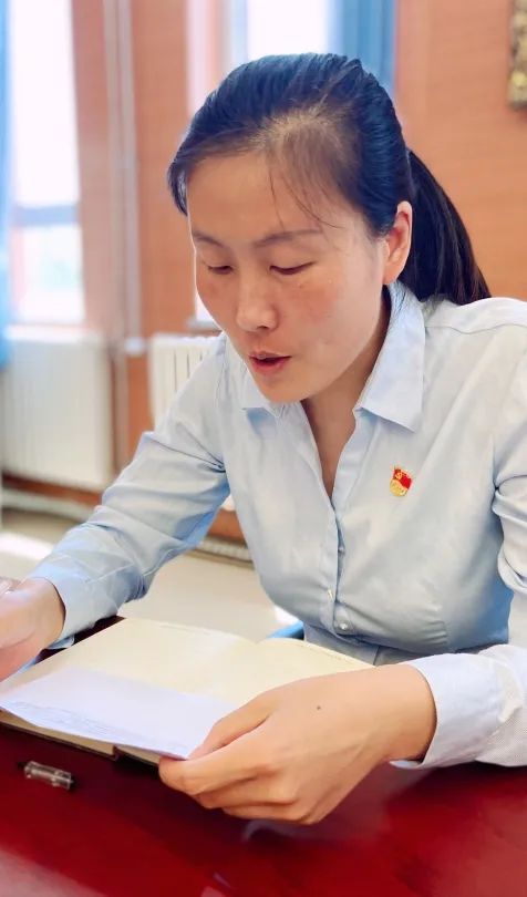 党支部胥阳,刘娅群,段海燕三位同志分别作为党员代表交流学习体会.