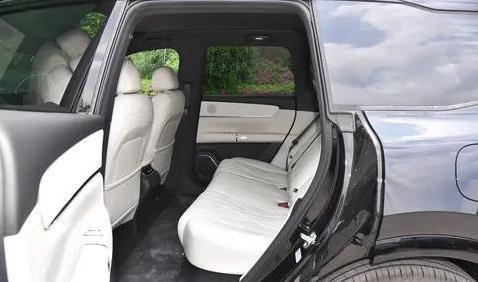 10万出头买中型SUV，续航1400公里，真能成爆款？