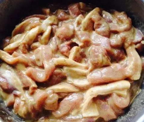 炸酥肉别裹淀粉，用这招外酥里嫩，你家做法行吗？