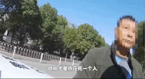 “压死人是我的事”，货车司机这句话让交警怒了