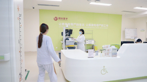 诊室里的扫码声—看看这家医院“便民就医”微改革