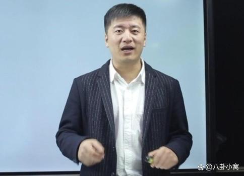 张雪峰微博曾5次提及猝死 高频词揭示健康危机