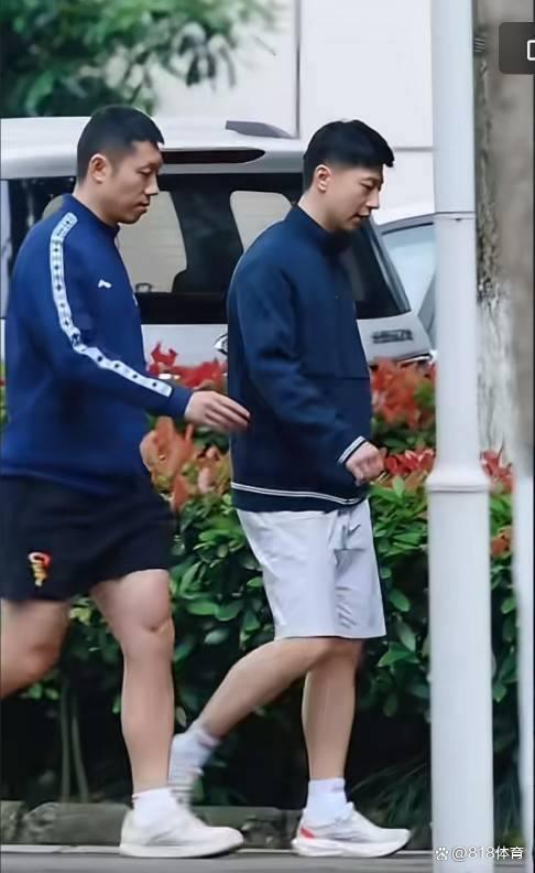 马龙和妻子夏露赴伦敦助力国乒 老将再出征