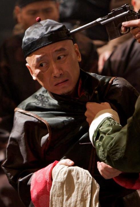 姜文《让子弹飞》，究竟讲了什么？当年看不懂，现在看懂了吗？