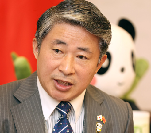 中国驻大阪总领事：我们是与狼作斗争的外交官！