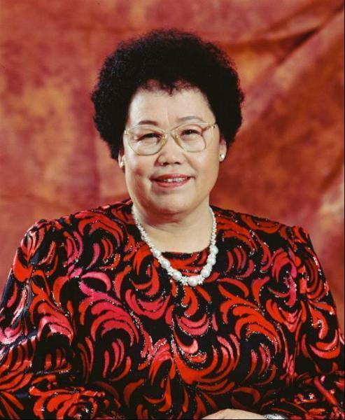 陈丽华晚年每天生活费10元 简朴生活背后的紫檀情怀