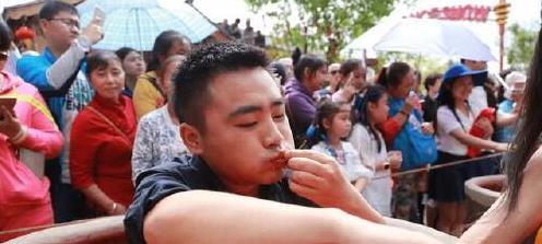 湖南的辣由从何来，盘点十道辣到怀疑人生的菜品，外地人酌情品尝
