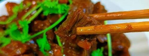 “中老年人吃这3种肉，营养又美味，强身健骨，抗病防衰老！”