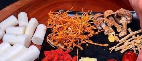 肝不好身体差？三道家常菜，养出好气色