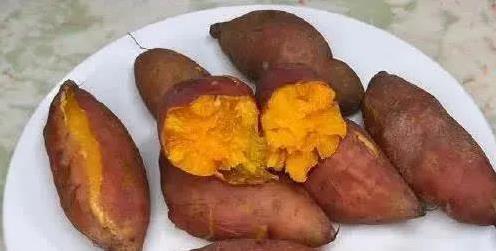 红薯甜到心坎却暗藏危机，搭错食物肚子翻江倒海，你敢试吗