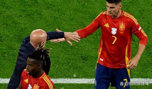 佩德里谈西班牙在欧洲杯上的表现 新星闪耀下的战术博弈