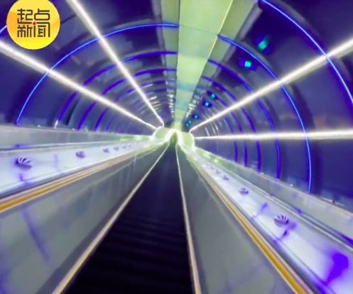 西安地铁69米超长扶梯 体验“上班如上朝”