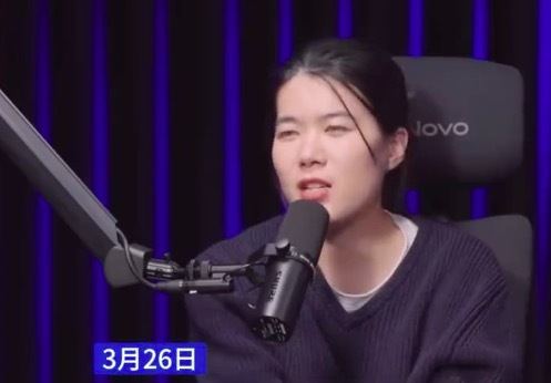 杨笠称爆红和得知父亲患癌同时发生 