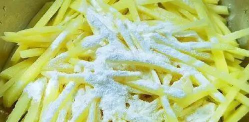 土豆茴香菜绝配，10分钟做爆款美食，健康又美味你试了吗？
