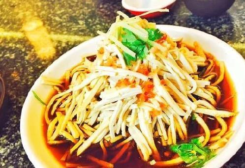 扬州烫干丝有多绝？10分钟做道地道美食，你也能成大厨！