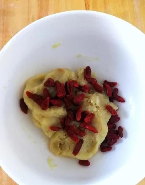 电饼铛做红薯馅饼,3步酥到掉渣,邻居抢着要方子!