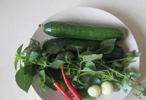 黄瓜加它一拌秒变美味,10分钟上桌,孩子吃完更健康