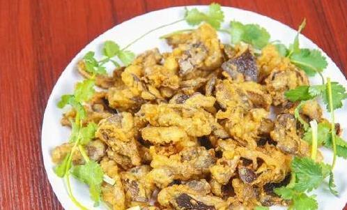 蘑菇也能炸出新花样？3分钟学会软炸秘诀，比饭店还香！