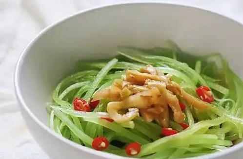 冬瓜秒杀黄瓜称霸菜篮，简单炒法惊艳味蕾，你家常菜单选哪个？