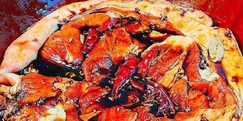 三斤猪肉泡酱油2天，香过腊肉秒杀卤肉，你家也能做？