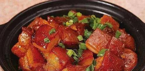 红烧肉这样做最好吃，肥而不腻全家抢，秘方竟然这么简单？