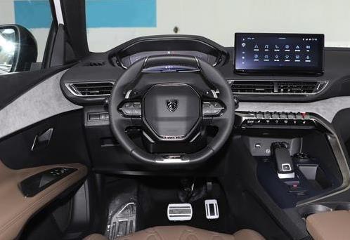 颜值爆表空间大，标致5008开着爽，20万真香？