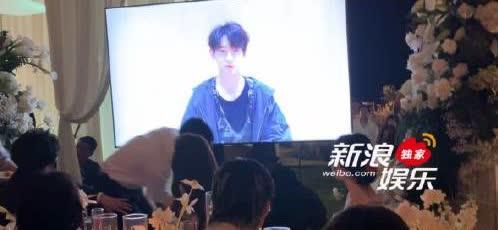 赵磊520发与qko的合唱 浪漫婚礼温馨时刻