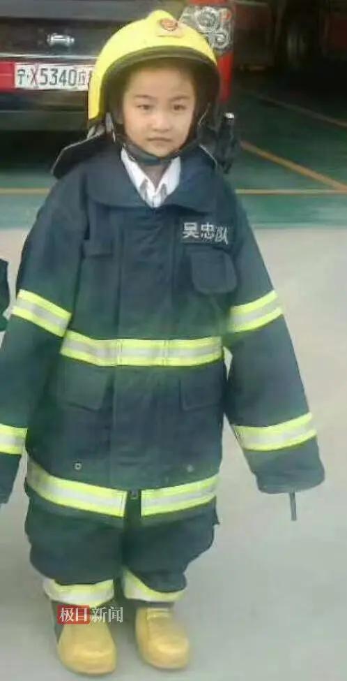 家人刷視頻才知13歲孩子救了人 全網(wǎng)點贊英勇行為