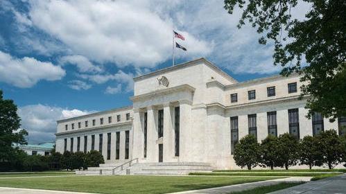 美联储纪要：银行危机或收紧金融状况，货币政策需保持灵活性