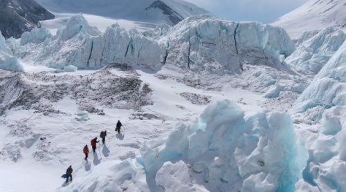 首部纪录珠穆朗玛峰生态变迁的生态纪录片即将登陆