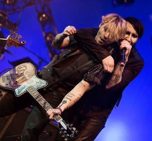 伍德等女性发文指控玛丽莲·曼森 称受其精神虐待