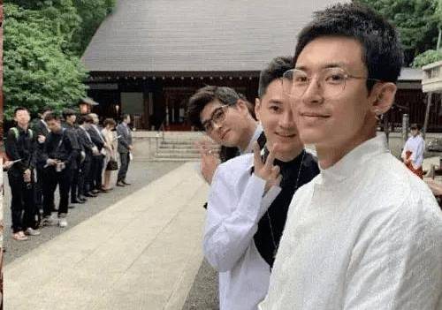 你觉得呢？作家问靖国神社连参观都不能去了吗