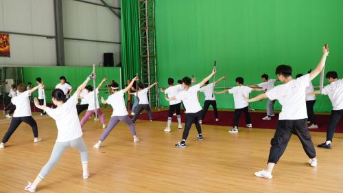 TVB2022艺员训练班迎来武术训练课 学员传承真实武打精神