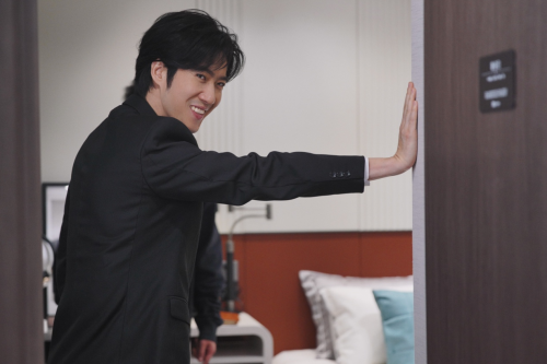 《兄弟，请注意》五城联动提前点映，拥抱锦鲤笑着跨年！