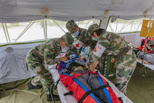 武警湖南总队组织开展军地卫生应急处置演练
