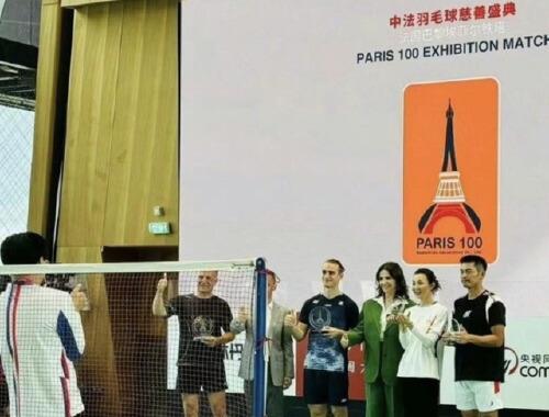 59岁张曼玉近照惊现，网友直呼认不出！