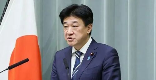 中日军机之间发生了什么 日方炒作雷达照射事件