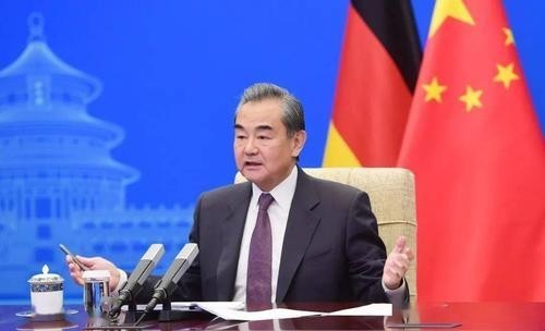 王毅:绝不能让中亚生乱生战 中俄两国外长一起发声
