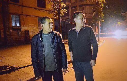 5旬保安深夜救落水女生 物业回应 英勇事迹传递正能量