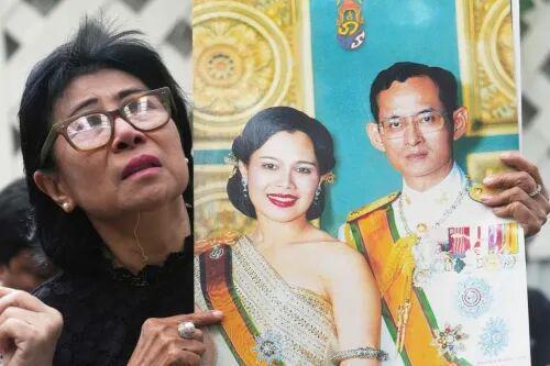 泰国王太后辞世赴泰避免这些行为 尊重当地习俗与情感