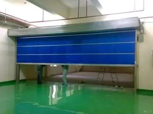 修车店凌晨突发火灾 听劝装的门成了“救命门”