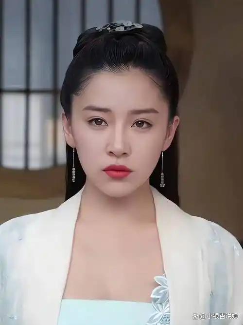 阚清子发了33个加油