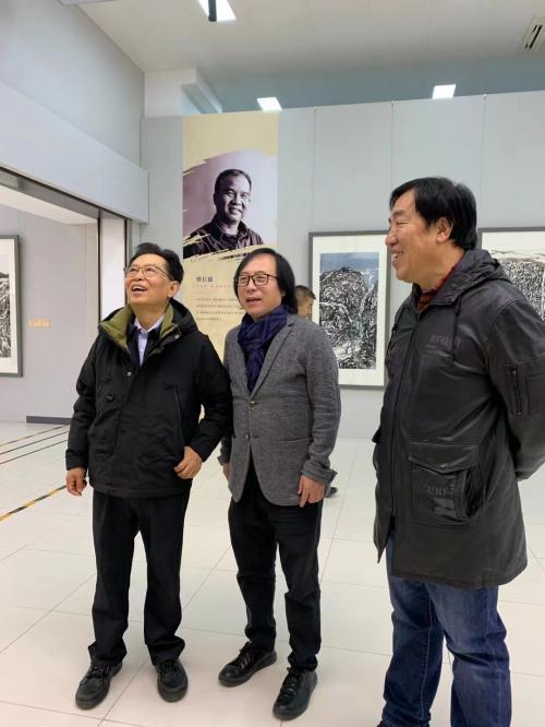 中国国家画院开展当代八大名家焦墨山水——专访荣宝斋画院院长唐辉：我的画没根据(图7)