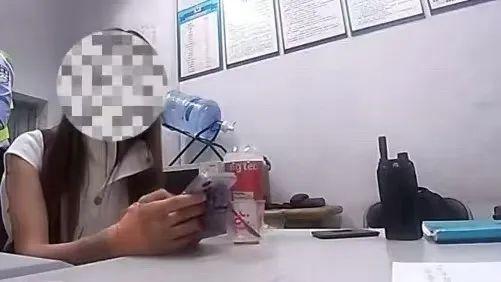假海關賣化妝品騙局曝光 低價誘惑背后的陷阱