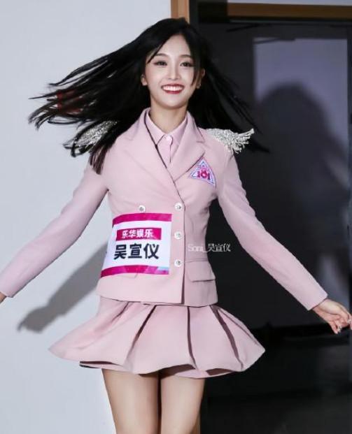 吴宣仪母亲与乐华谈判视频首曝光 合约黑箱操作疑云
