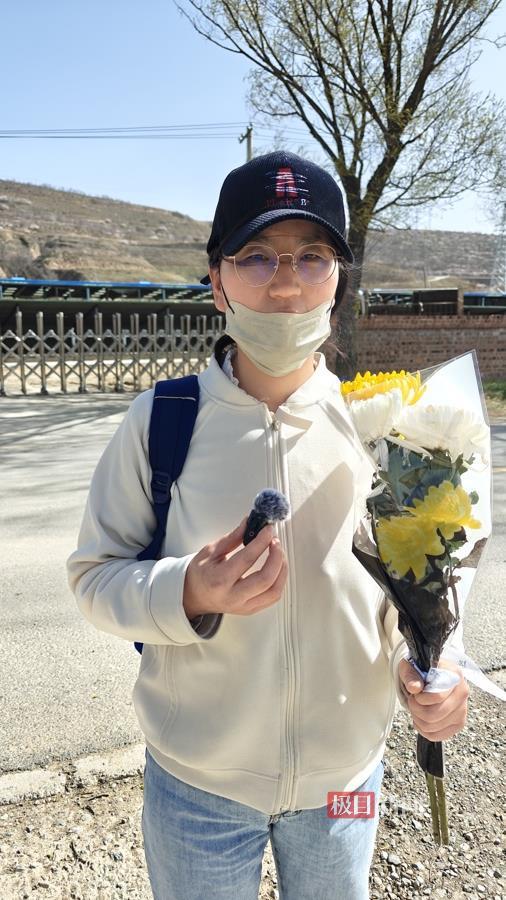 3000名师生凌晨徒步百里祭英烈 行走的思政课