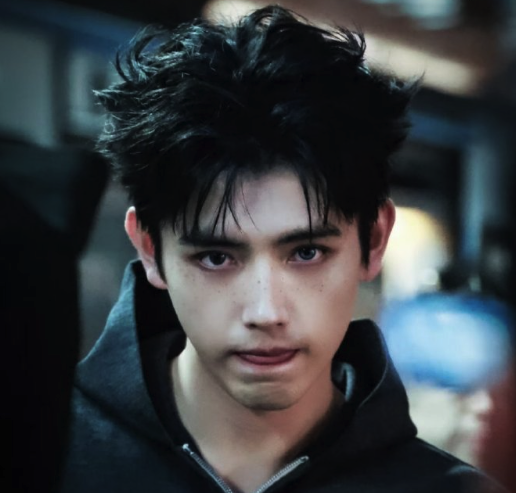 陈飞宇减肥前后对比！