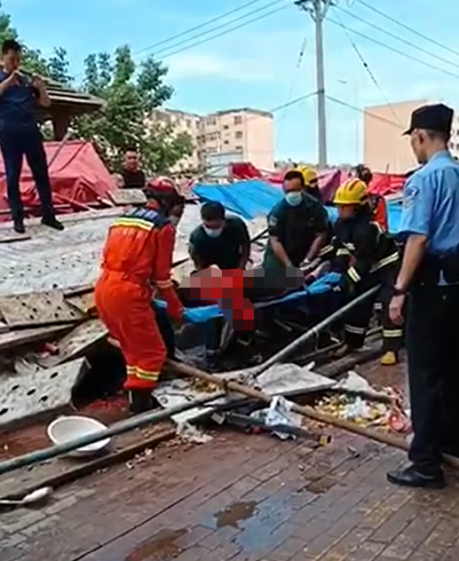 哈尔滨一施工脚手架倒塌 事故具体伤亡情况暂不确定